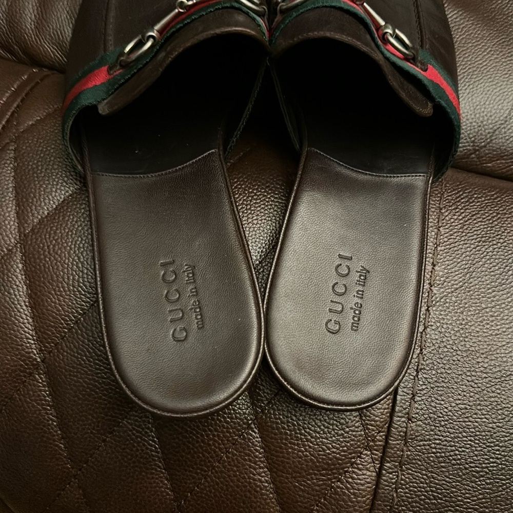 Gucci Black and Green Sandals